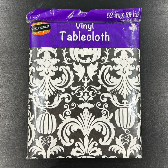 Halloween Vinyl Tablecloth - Picture 1 of 3